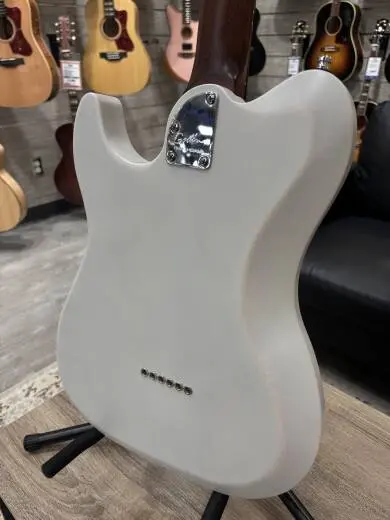 Godin Guitars - G49349 2
